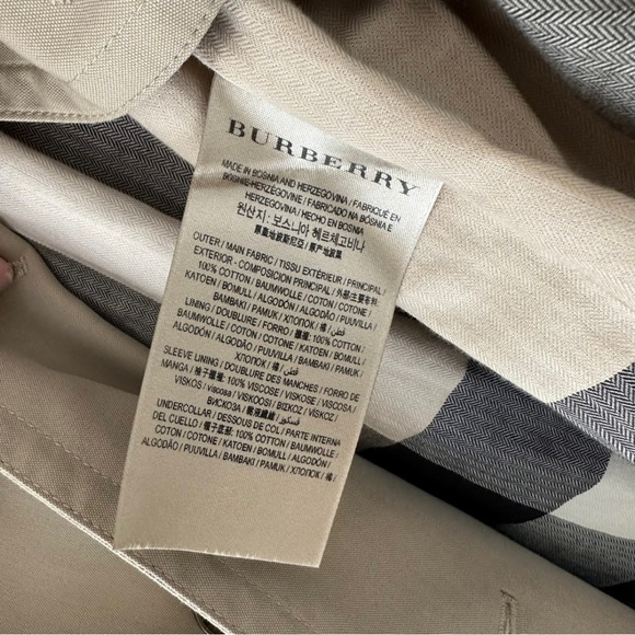 Authentic Burberry Trench Coat - Picture 8 of 9